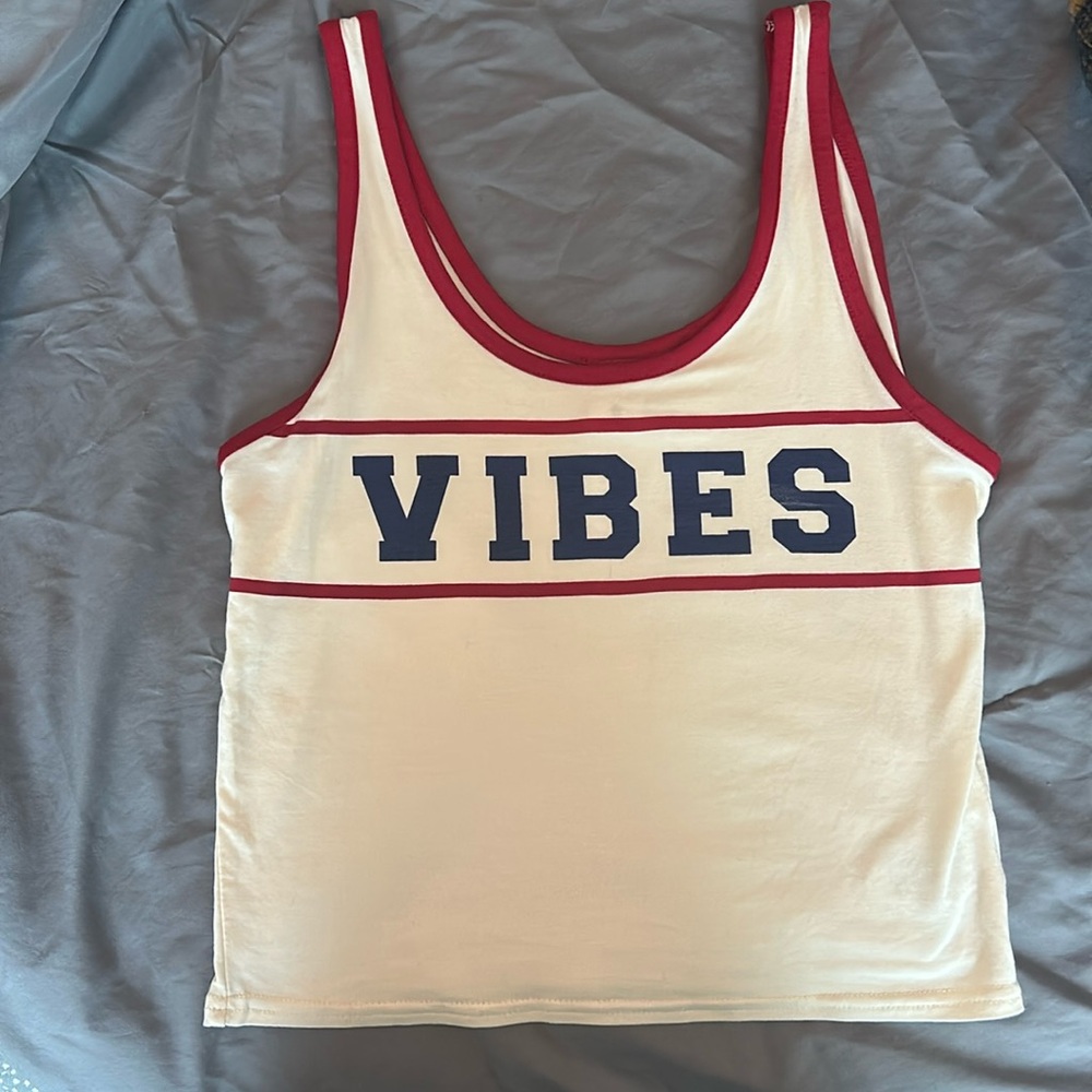 Vibes crop top